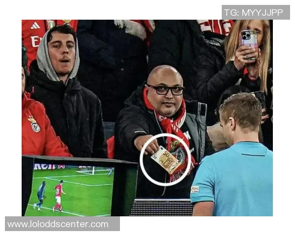 国王杯精彩对决本菲卡大胜利物浦乌龙球引发争议判罚全场沸腾