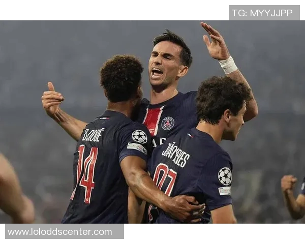 国王杯激战巴黎圣日耳曼绝杀里昂全场沸腾十大精彩进球回顾